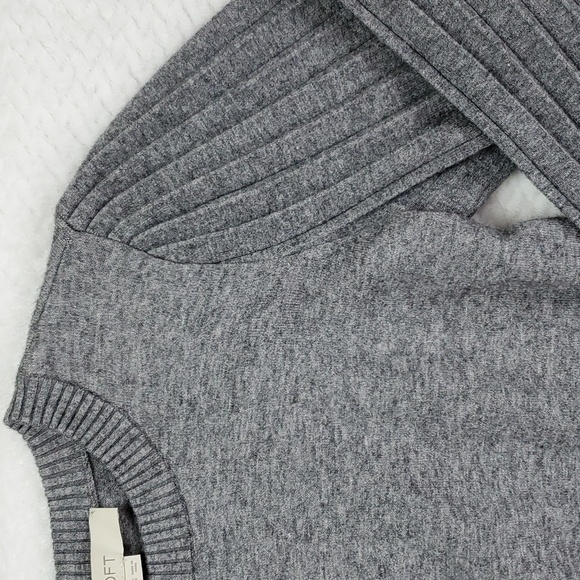 Loft Pleated Puff Sleeve Gray Sweater Size Small - Picture 15 of 16